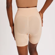 Silhouette Contour Shorts in Bage